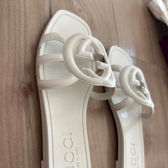 Gucci Women Sandals Slides Rubber .size 8 - Picture 5 of 5